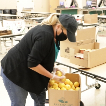 Service Learning Class Packs Lunches