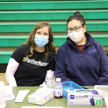 LM nurses smiling