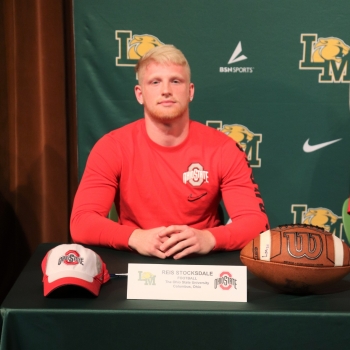 Reis Stocksdale Smiles on Signing Day