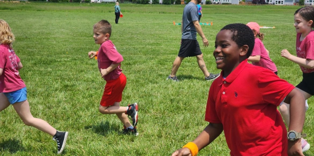 students running